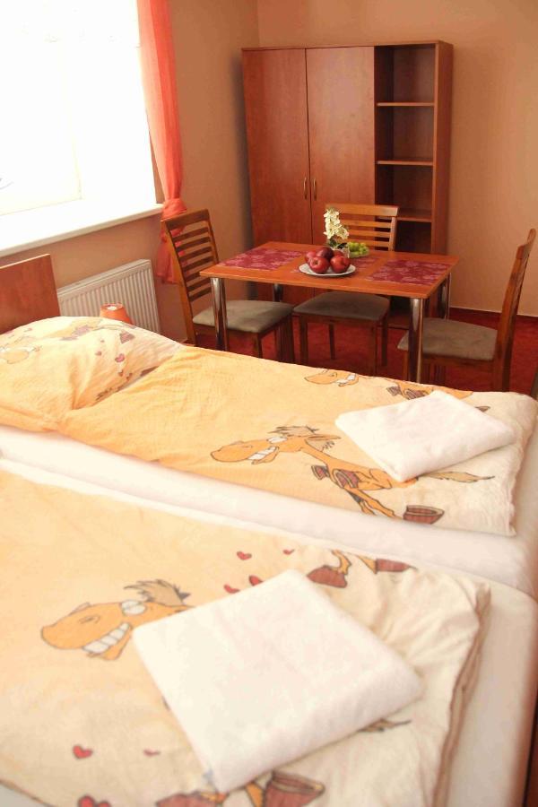 Cerny Kocour Apart Hotel Sarovy Ngoại thất bức ảnh